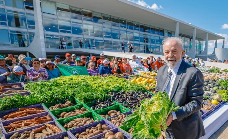 Governo anuncia medidas para baixar preços dos alimentos; confira